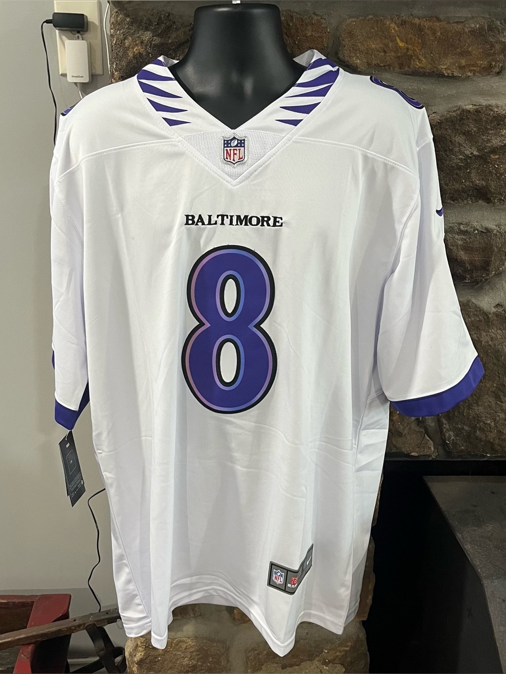 LAMAR JACKSON Baltimore Ravens #8 Nike NFL Football Jersey - Men’s Large